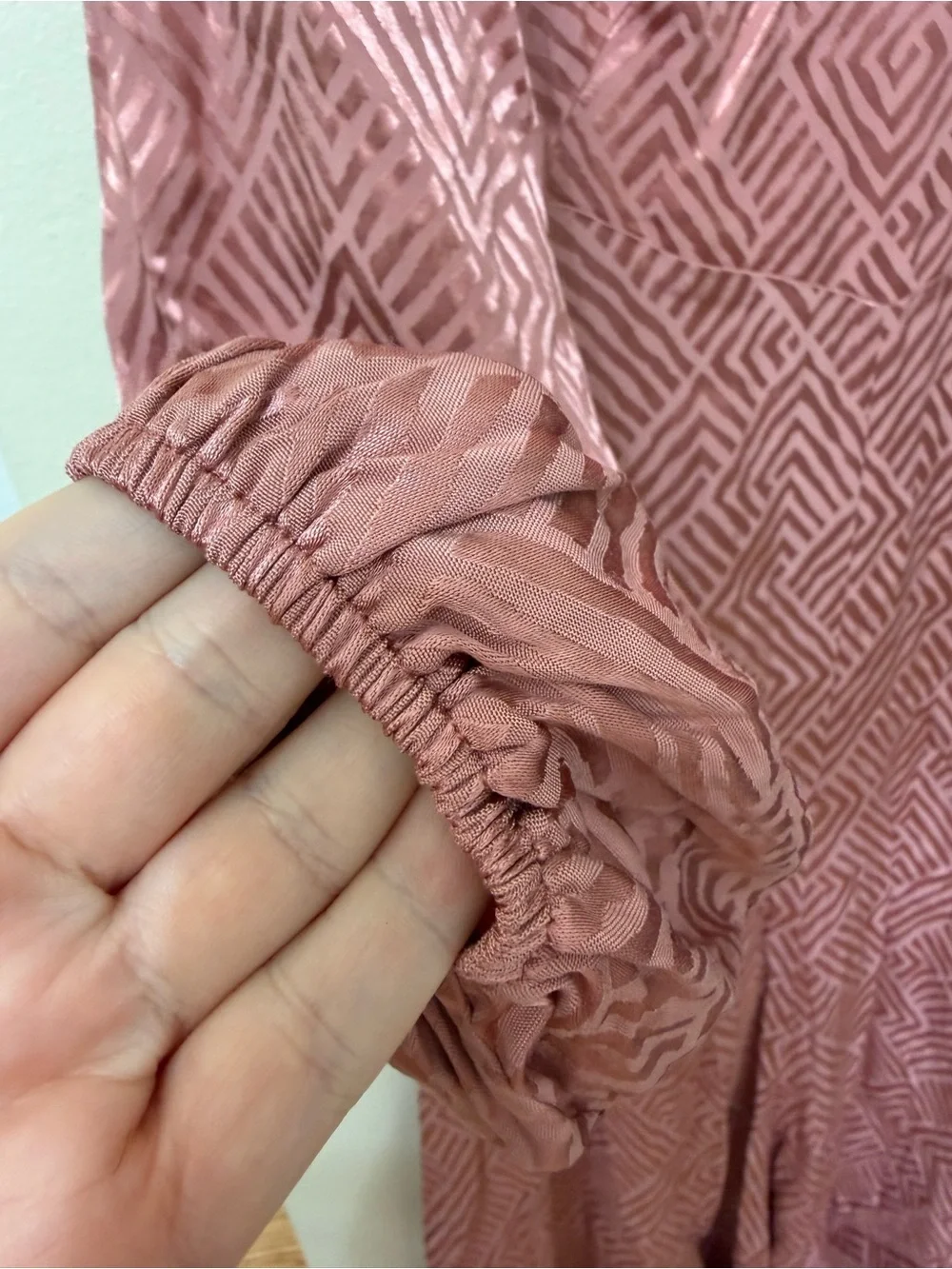 NWT Closet London 6 Blush Pink Jacquard Textured Midi Flowy Feminine Satiny